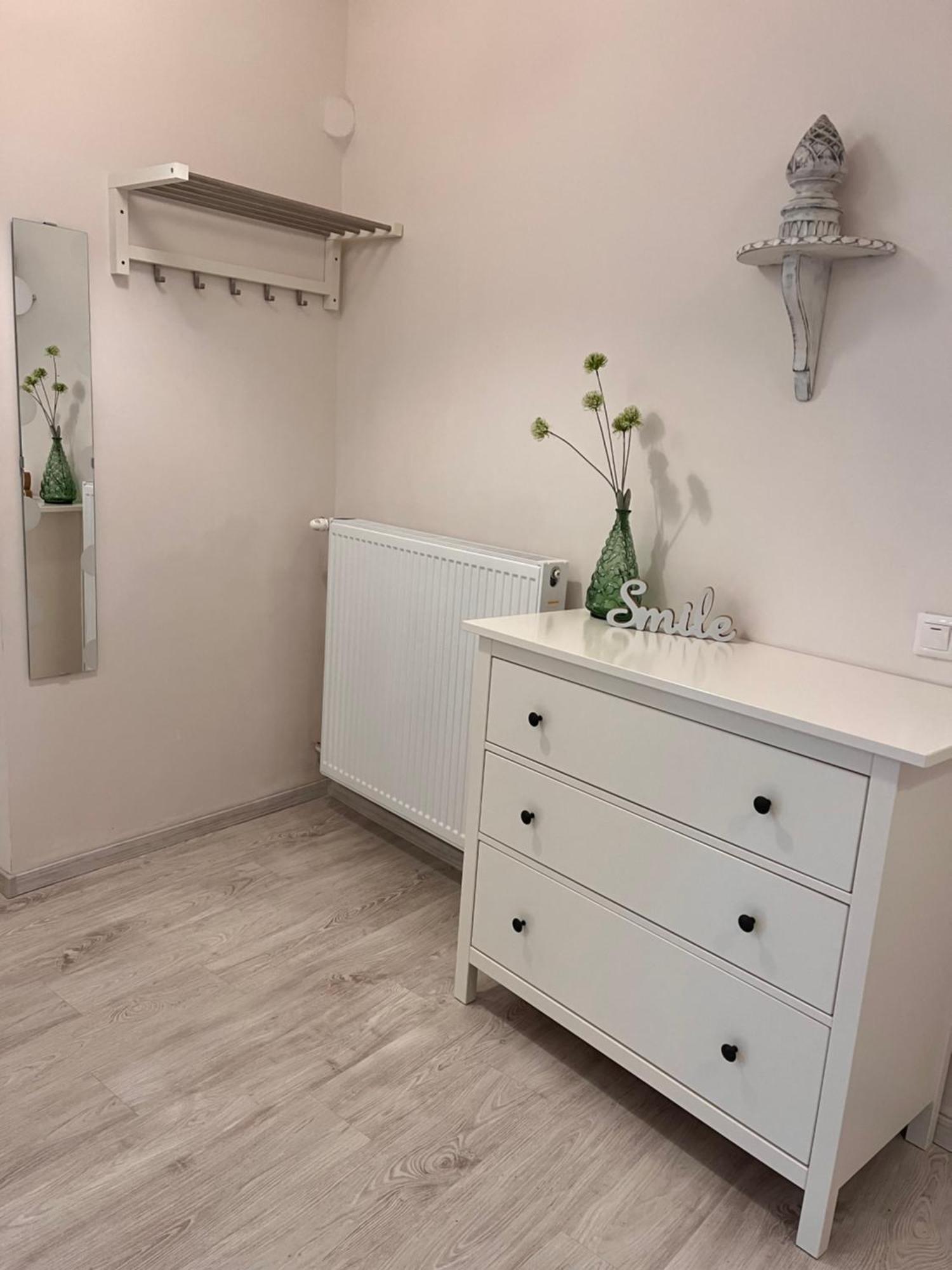 Pacsirta Apartmanhaz Έγκερ Εξωτερικό φωτογραφία